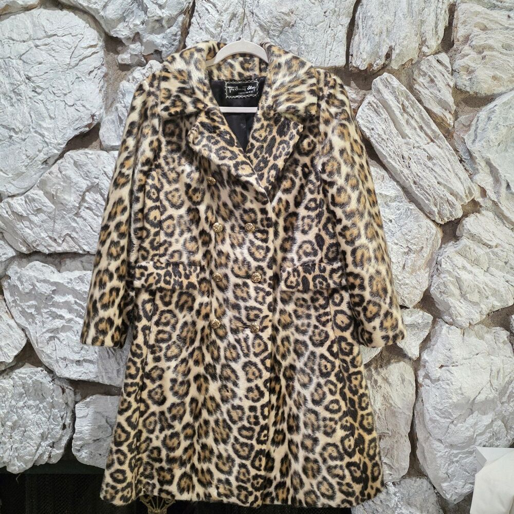 Vintage Safari by Fairmoor Leopard Print Vintage Faux Fur Front Button  Coat M